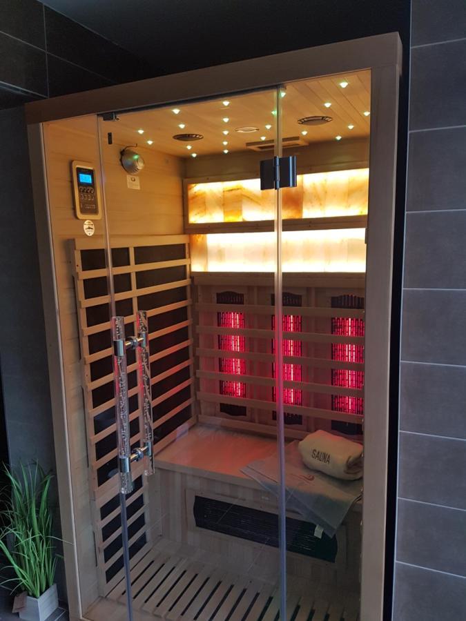 バラトンレッレKriszta Apartmanhazアパートメント エクステリア 写真